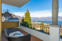 La Rosa Dei Venti Lake View Terrace - Happy Rentals - Condos