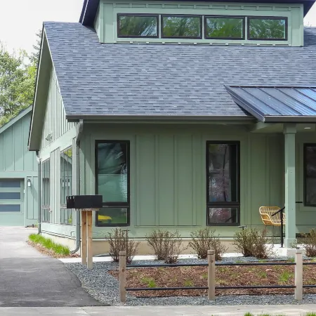 Northfield Retreat: Walk to Carleton & Downtown Hotels in Northfield