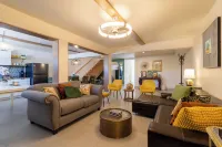 Casa Bugambilias by Villa de La Rosa - بيت ضيافة