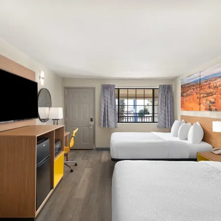 Days Inn by Wyndham Safford, AZ