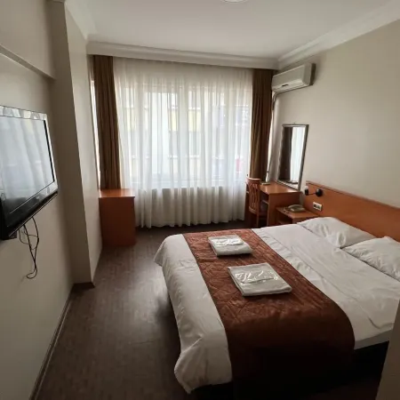 Altinnal Hotel