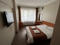 Altinnal Hotel
