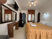 Mar Azul - Paracas - parking
