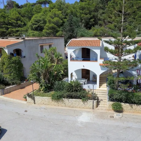 Sea Front Apartment 5 Beds with Balcony 250 Meters from the Beach