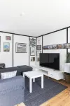 Java inspired Flat near Central St.
