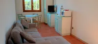 Modern 1 Bed Apartment Sleep 3 Sea View Only 700mt from Sea - 3성급
