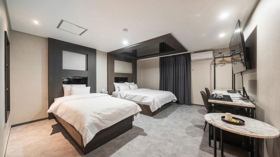 Hwaseong Stay13 Hotel
