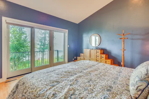 Private Shoreline & Green Bay Views! Family Home -  Privatzimmer