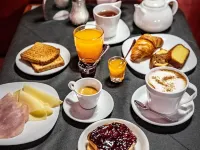 Grand Panama Hotel Firenze Hotels near أونيسانتي