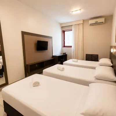Athus Brasilia Hotel by BSB Inn - Antigo Aristus Hotels near Quartel General do Exercito