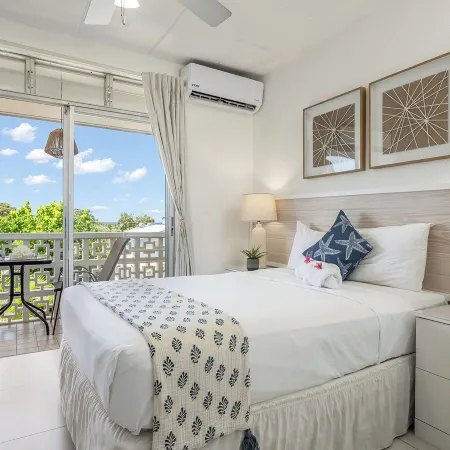 Adulo Apartments