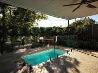 Maple & Rubus, Berry - by Linnaeus Collection - Swimmingpools