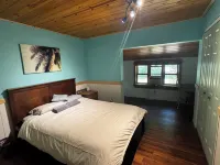3+ Bedroom House +SAUNA,  Patio, DIRECT Snowmobile Trail Access, & Firepit - 3-Star