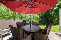 Close 2 Dollywood Rustic Sleeps 6 Family Fun - 4-Star