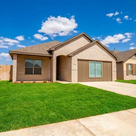 10 Minutes to Stadium Spacious 3BR Gameroom