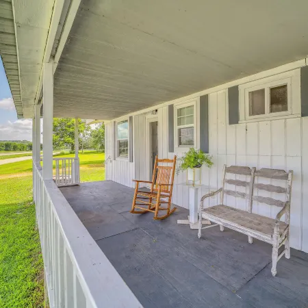 Recently Remodeled Route 66 Retreat! Claremore Gem