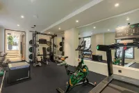 Nesean Plaza Hotel - Gym