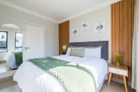 Modern, Peaceful Stay in Broadacres - 3-Star