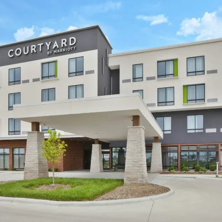 Courtyard St. Joseph Benton Harbor