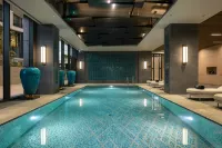Hilton Istanbul Airport - Pools