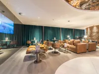 Porto Royal Bridges Hotel Hotels near Cardosas Square