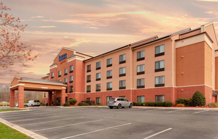 Fairfield Inn & Suites Charlotte Matthews