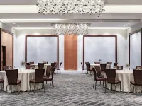 Four Seasons Hotel Denver Hotels near Park Hill