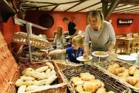 Hotel Sunparks Kempense Meren - Завтрак