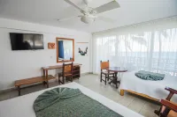 Hotel Rosita - مسبح