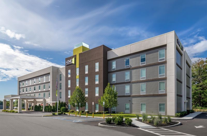 Home2 Suites by Hilton Queensbury Lake George