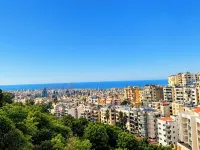 C Beirut Hotel & Appartment - vue sur la montagne