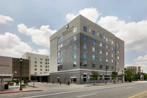 Embassy Suites by Hilton Atlanta Midtown - parking