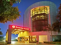 Ramada Plaza by Wyndham JHV Varanasi โรงแรมใกล้อาชูล ชาร์มา