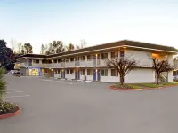 Motel 6 Troutdale, or - Portland East Hotels in Multnomah County