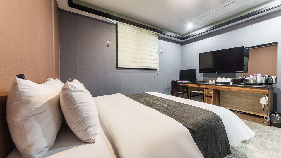 Hwaseong Ritz Hotel