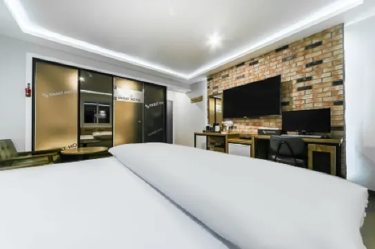 Daegu Bongdeok Sweet Отели рядом с достопримечательностью «Электронный мир»