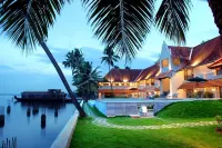 Lemon Tree Vembanad Lake Resort, Kerala Hotels in Muhamma