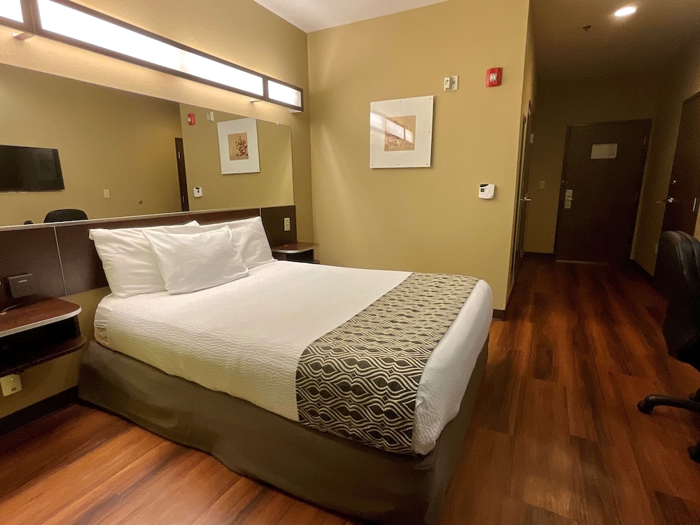 SureStay Plus Hotel by Best Western Buckhannon