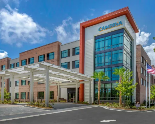 DoubleTree by Hilton Charleston Riverview Hotels near Harmon Field