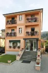 Hotel Villa Mon Toc Hotels in Vezzo