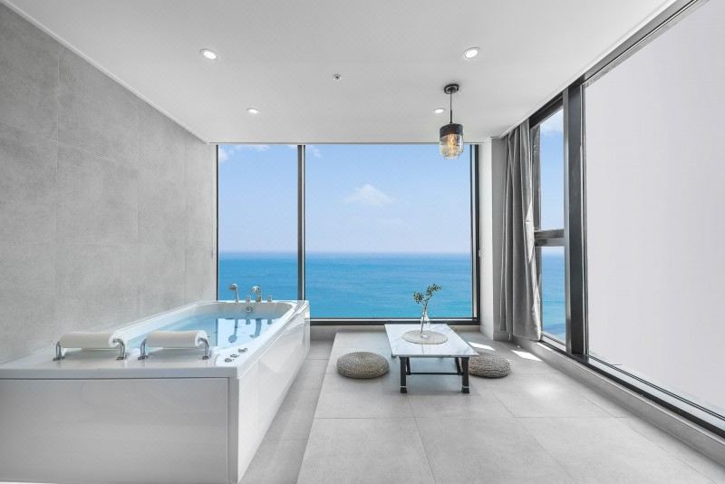 Gangneung Raise Your Eyes Pension with sea view