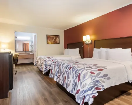 Red Roof Inn Santee Hotels in Santee