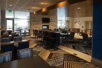 Holiday Inn Express & Suites DENVER - AURORA MEDICAL CAMPUS by IHG - breakfast