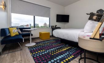 Aloft St. Louis Cortex