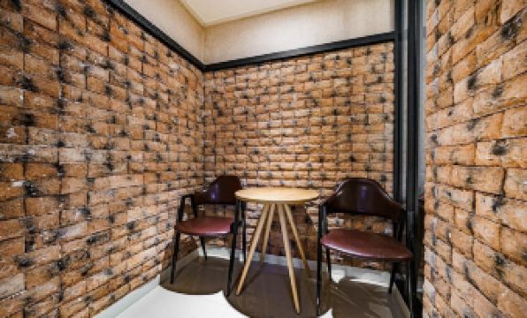 4. 제니스호텔..