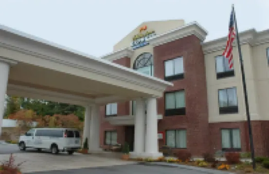 Holiday Inn Express & Suites MANCHESTER-AIRPORT by IHG Hotels in Manchester