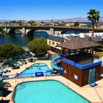 London Bridge Resort