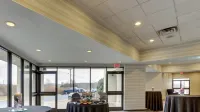 Holiday Inn STAUNTON CONFERENCE CENTER by IHG - breakfast