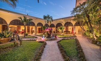 Hotel Plaza del Fuerte by Balderrama Hotel Collection