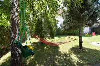 Villa Mina, Modern House with Swimming Pool for 12 People